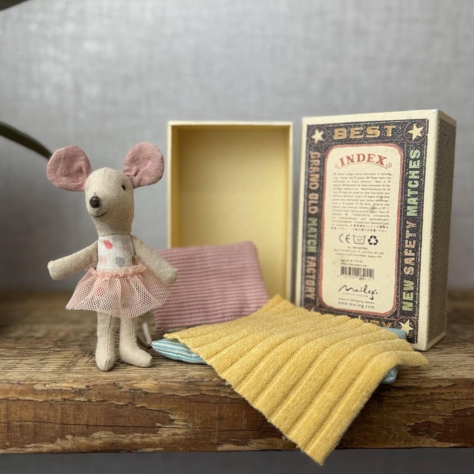Maileg Little Sister In Matchbox - Retired 2019 - Small Tutu Mouse Spotty Body 