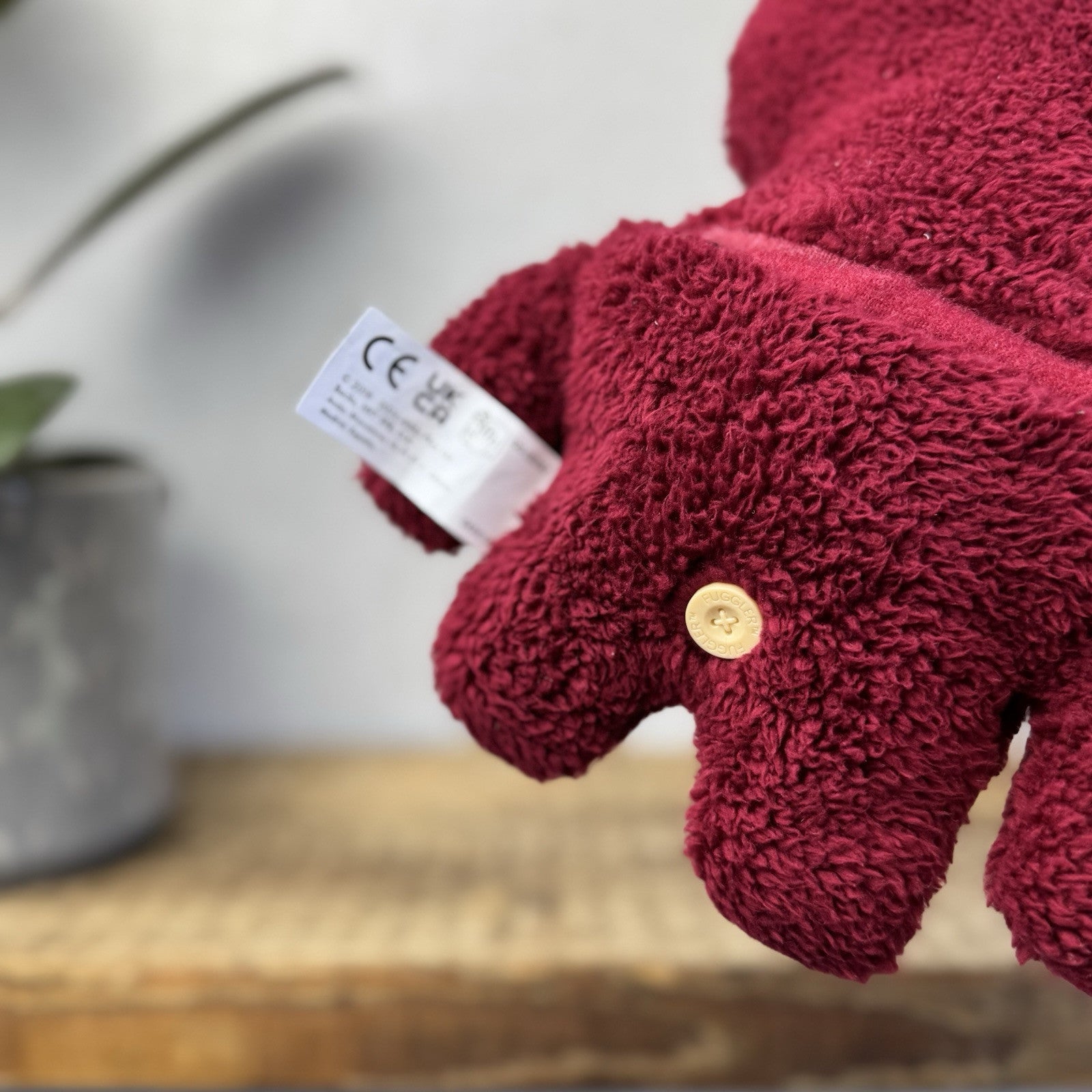 Fuggler Funny Ugly Monster - Fart Face Gnawing Terror - Farting Fuggler Red
