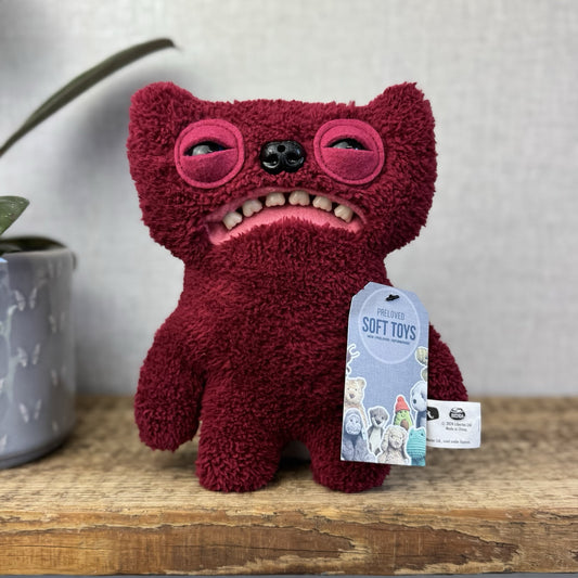 Fuggler Funny Ugly Monster - Fart Face Gnawing Terror - Farting Fuggler Red
