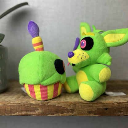 Official Five Nights at Freddys Funko Foxy & Cupcake Neon Green BlackLight 2017