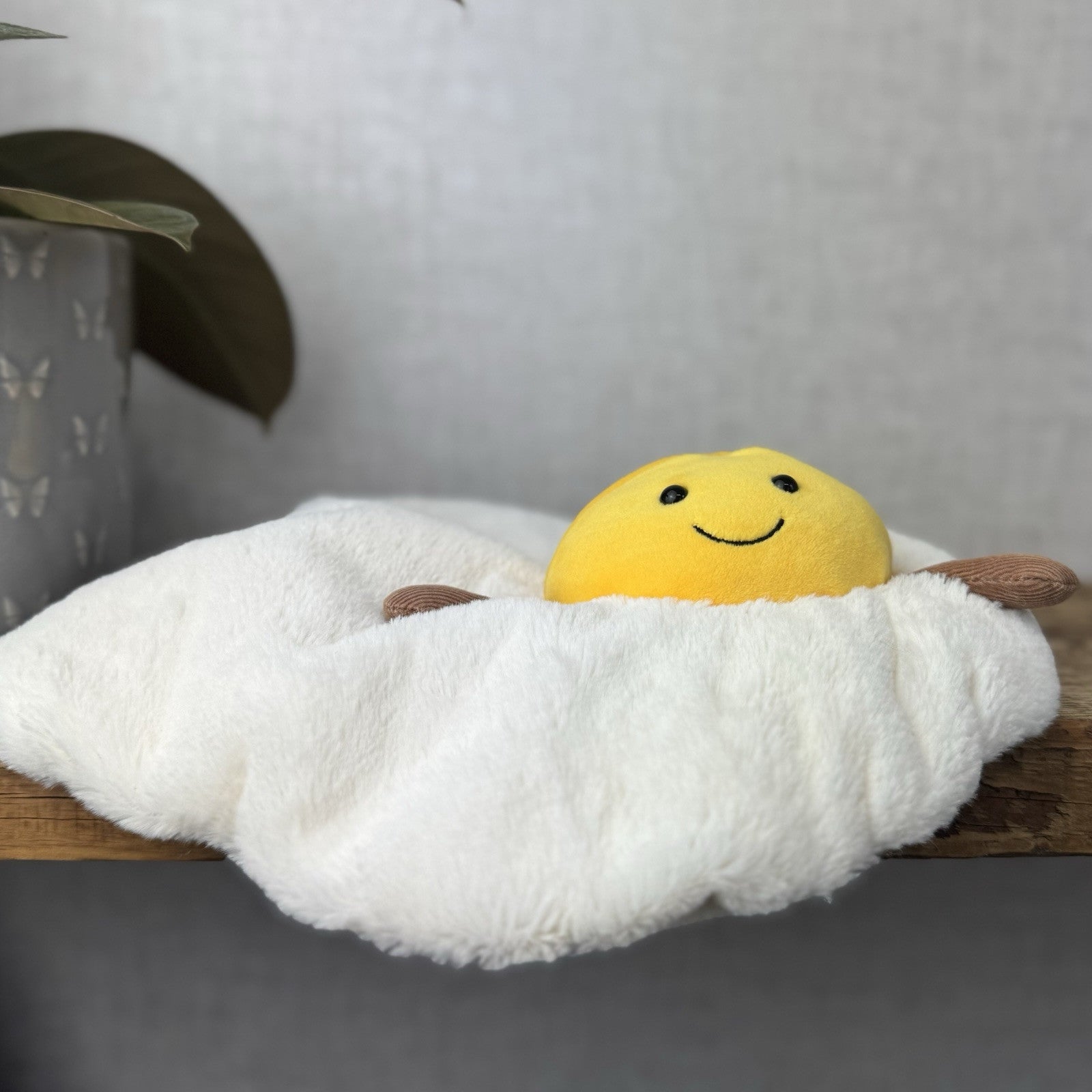 Jellycat Amuseable Fried Egg - Retired Egg Soft Toy Food Beanie Novelty Plush 8”