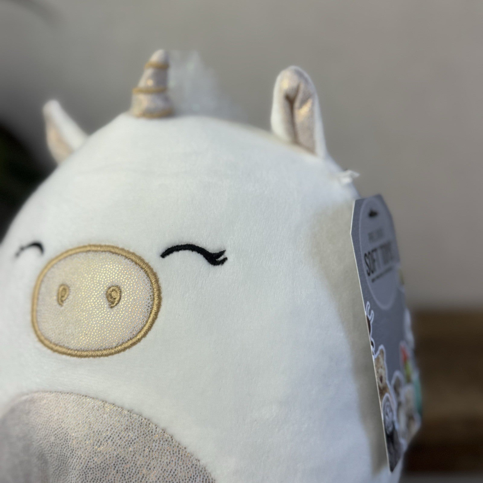 Squishmallow - Sofia The Unicorn White.Gold Unicorn Squish Soft Toy Small 7.5"