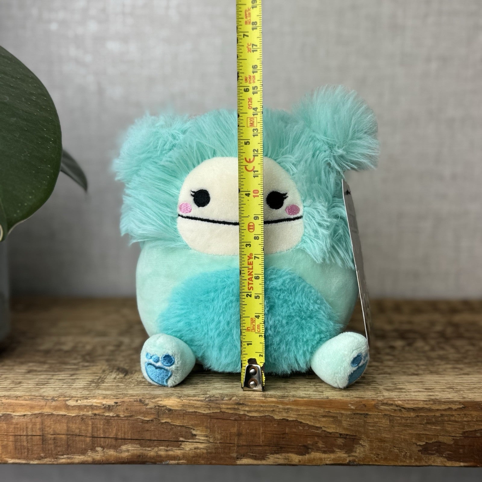 Squishmallow Joelle Bigfoot Yeti - Blue Retired Small Squishamllow Bigfoot 5"
