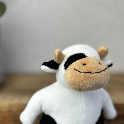 Beverly Hills Bakery X Jellycat Collaboration - Cuddly Cow Beanie - New Tags 5"