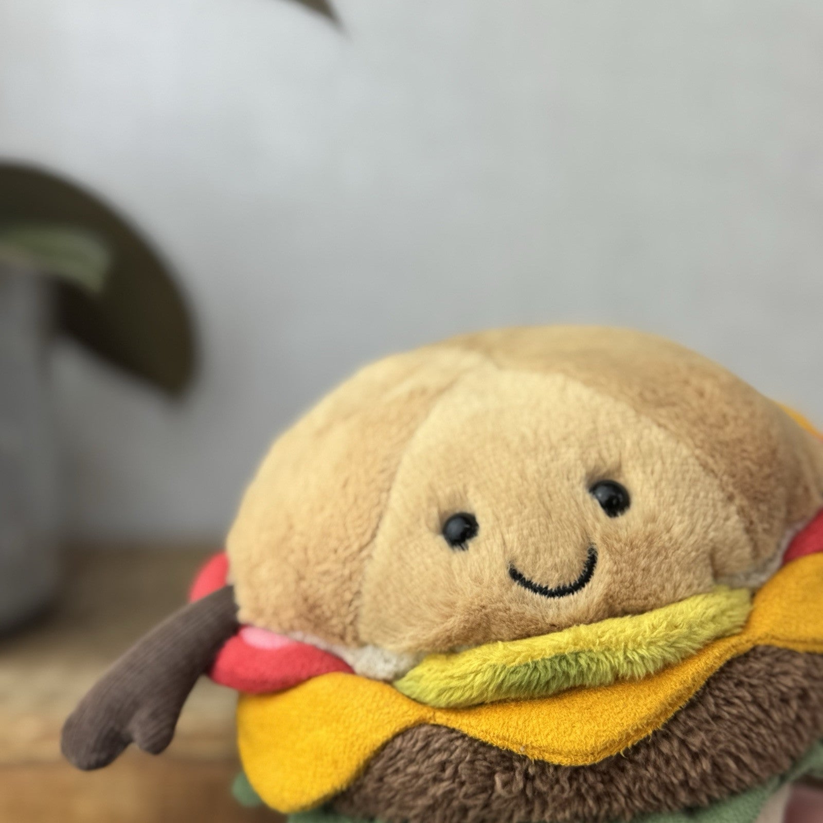 Jellycat Amuseable Burger Plush Soft Toy Food - Burger Beanie Plush Collectible