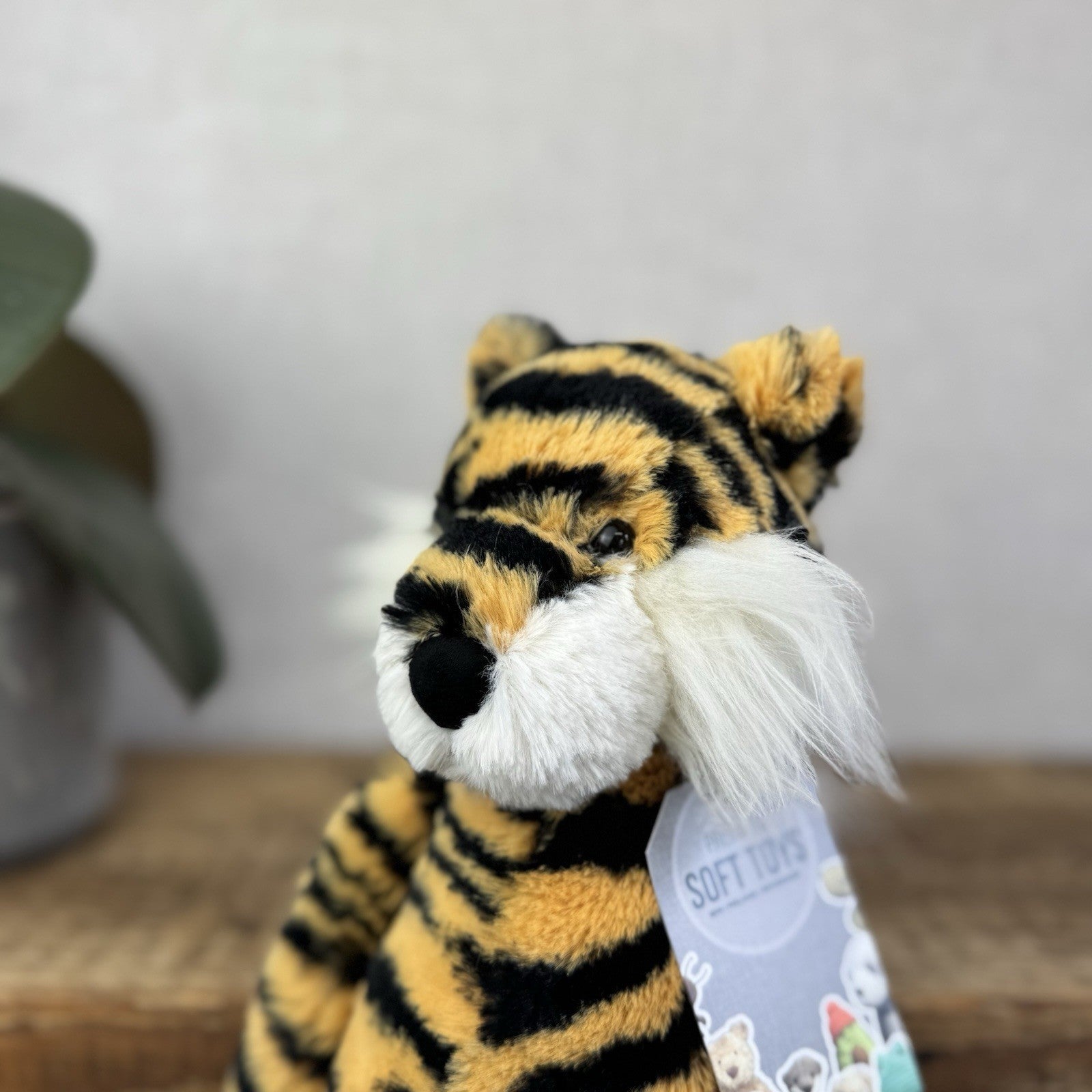 Jellycat Medium Bashful Tiger - Orange/white Tiger Old Style Jellycat Beanie 12”