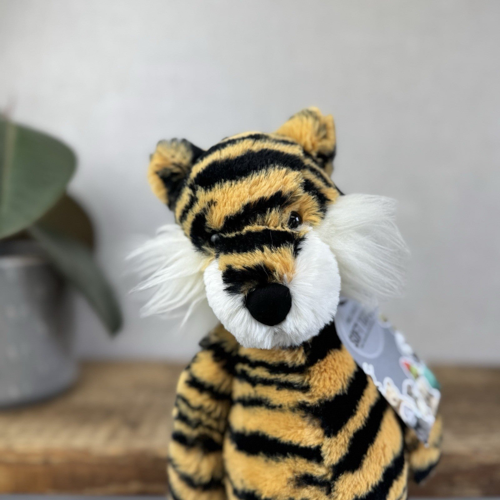 Jellycat Medium Bashful Tiger - Orange/white Tiger Old Style Jellycat Beanie 12”