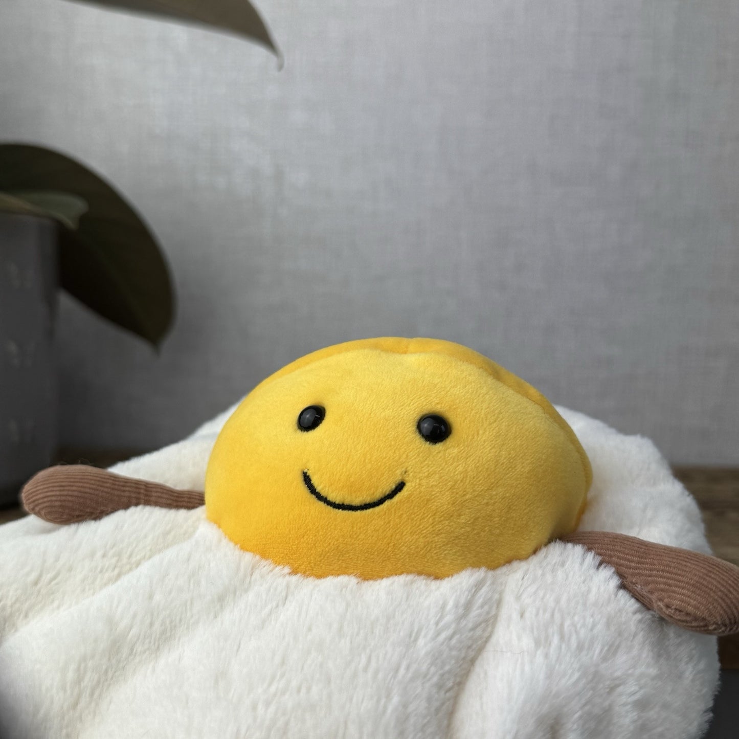 Jellycat Amuseable Fried Egg - Retired Egg Soft Toy Food Beanie Novelty Plush 8”