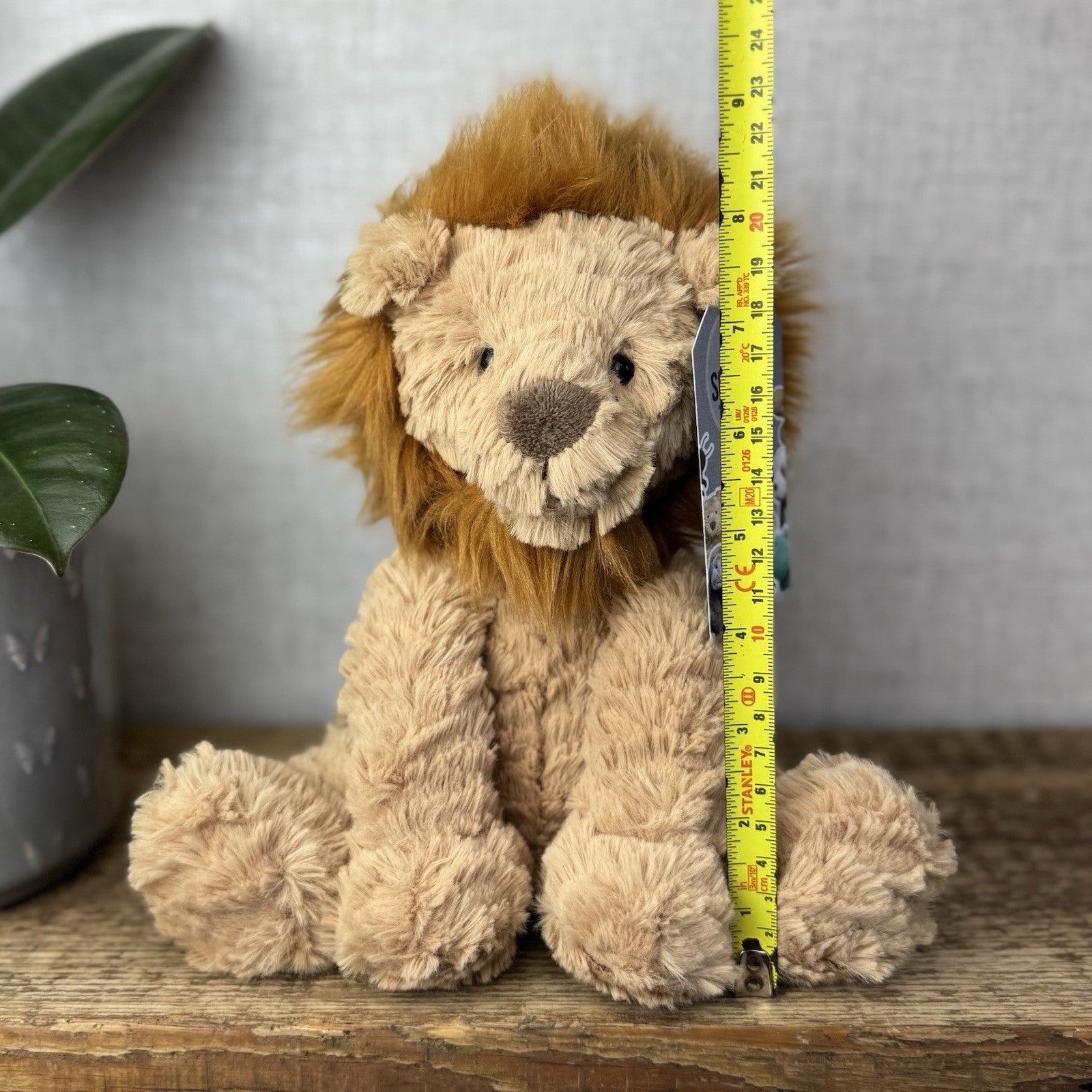 Jellycat Medium Fuddlewuddle Lion - Textured Sitting Lion Beanie Soft Toy 9”