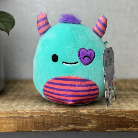 Squishmallow Leon The Love Monster Valentines Edition Blue/Pink 5"