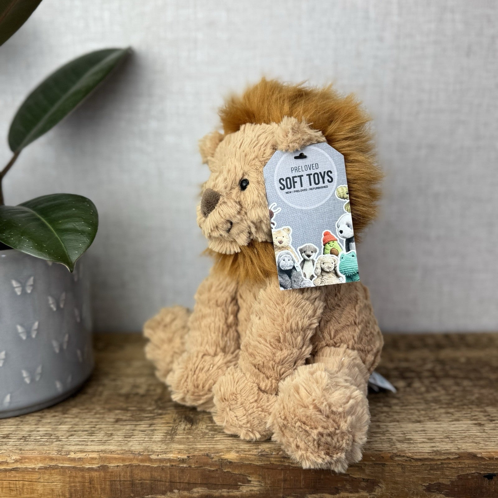 Jellycat Medium Fuddlewuddle Lion - Textured Sitting Lion Beanie Soft Toy 9”