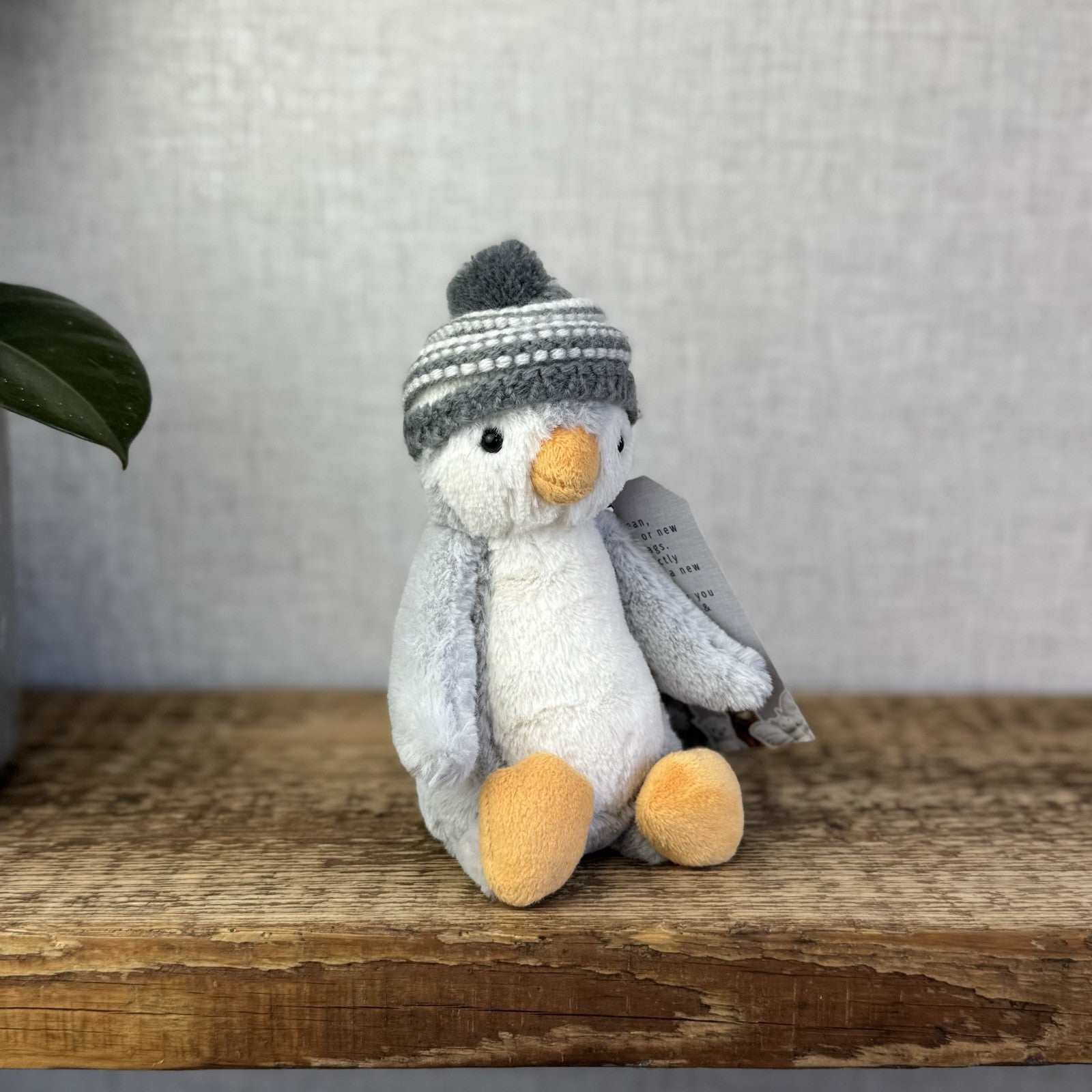 Jellycat Bashful Grey Bobble Hat Penguin - Small Retired Light Grey Penguin 8”